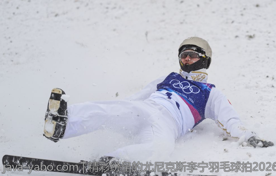 精彩纷呈的尤尼克斯李宁羽毛球拍2026新品引领潮流